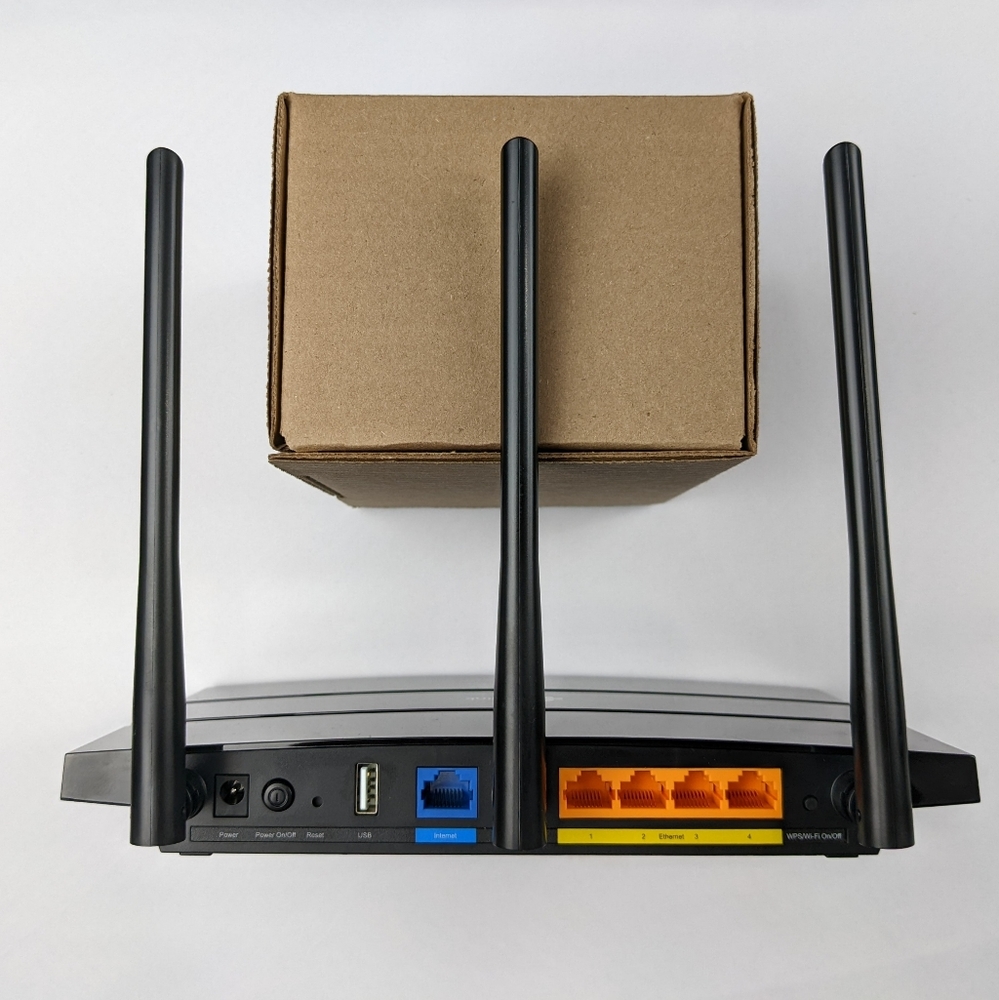 TP Link AC 1750 Wi-Fi Router - Picture 4 of 4